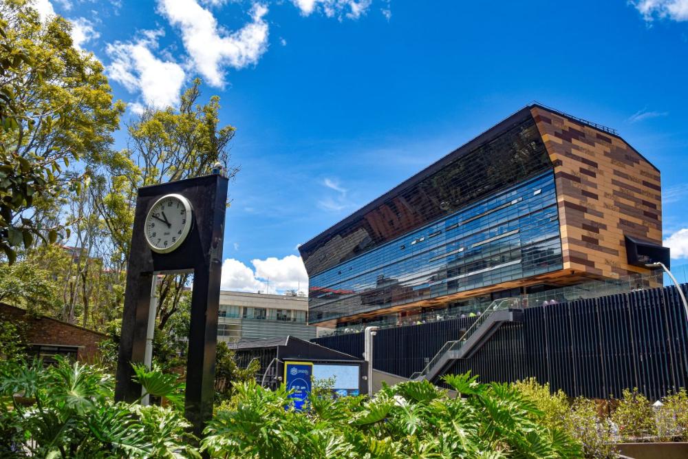 Edificio Jorge Hoyos Vasquez S.J.